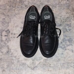 Clarks Men's Black Leather Oxfords